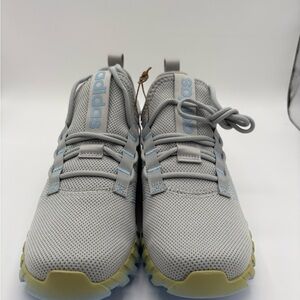 Adidas Kids Unisex Kapitar Flow Running Course A Pied Sneaker Size 4  Green/blue